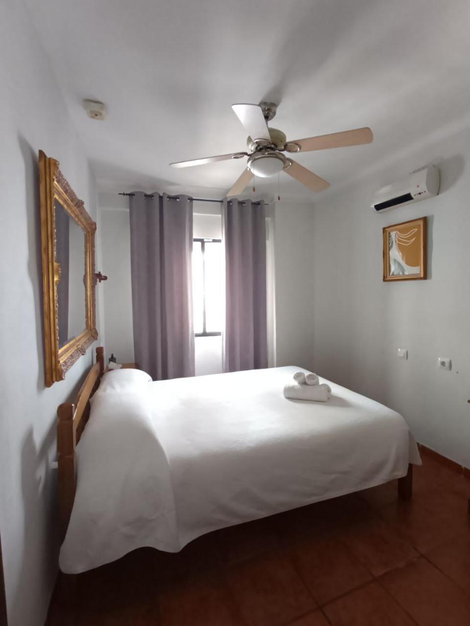 Hostal R-Conecta Cuevas De San Marcos Eksteriør billede