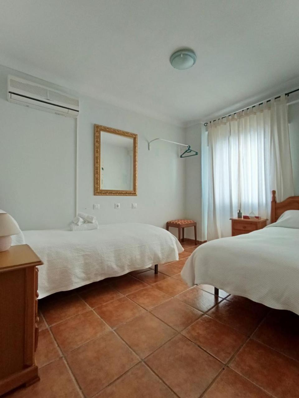 Hostal R-Conecta Cuevas De San Marcos Eksteriør billede